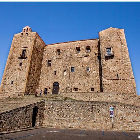 Collotti 3 Apartman Castelbuono Kültér fotó