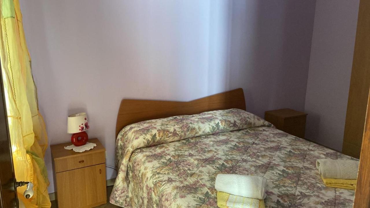 Collotti 3 Apartman Castelbuono Kültér fotó